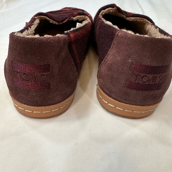 New Toms women’s shoes size 6 - Picture 5 of 7